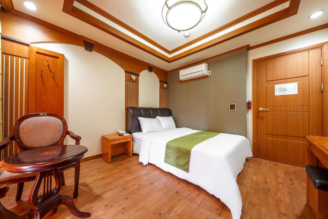 Drama Motel Boryeong Luaran gambar