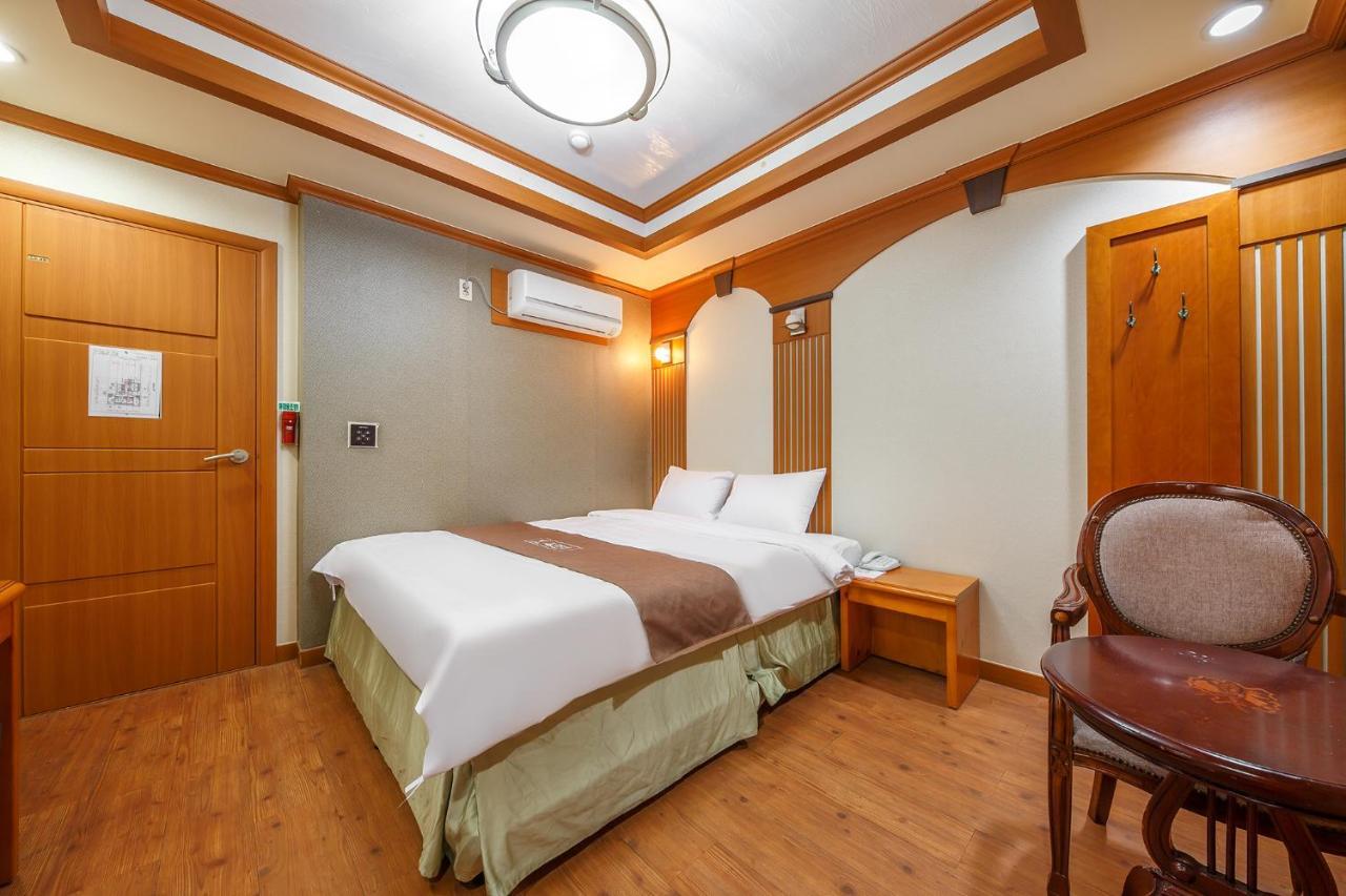 Drama Motel Boryeong Luaran gambar