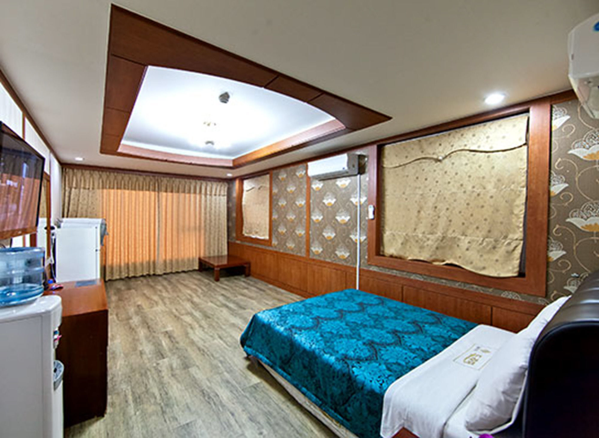 Drama Motel Boryeong Luaran gambar