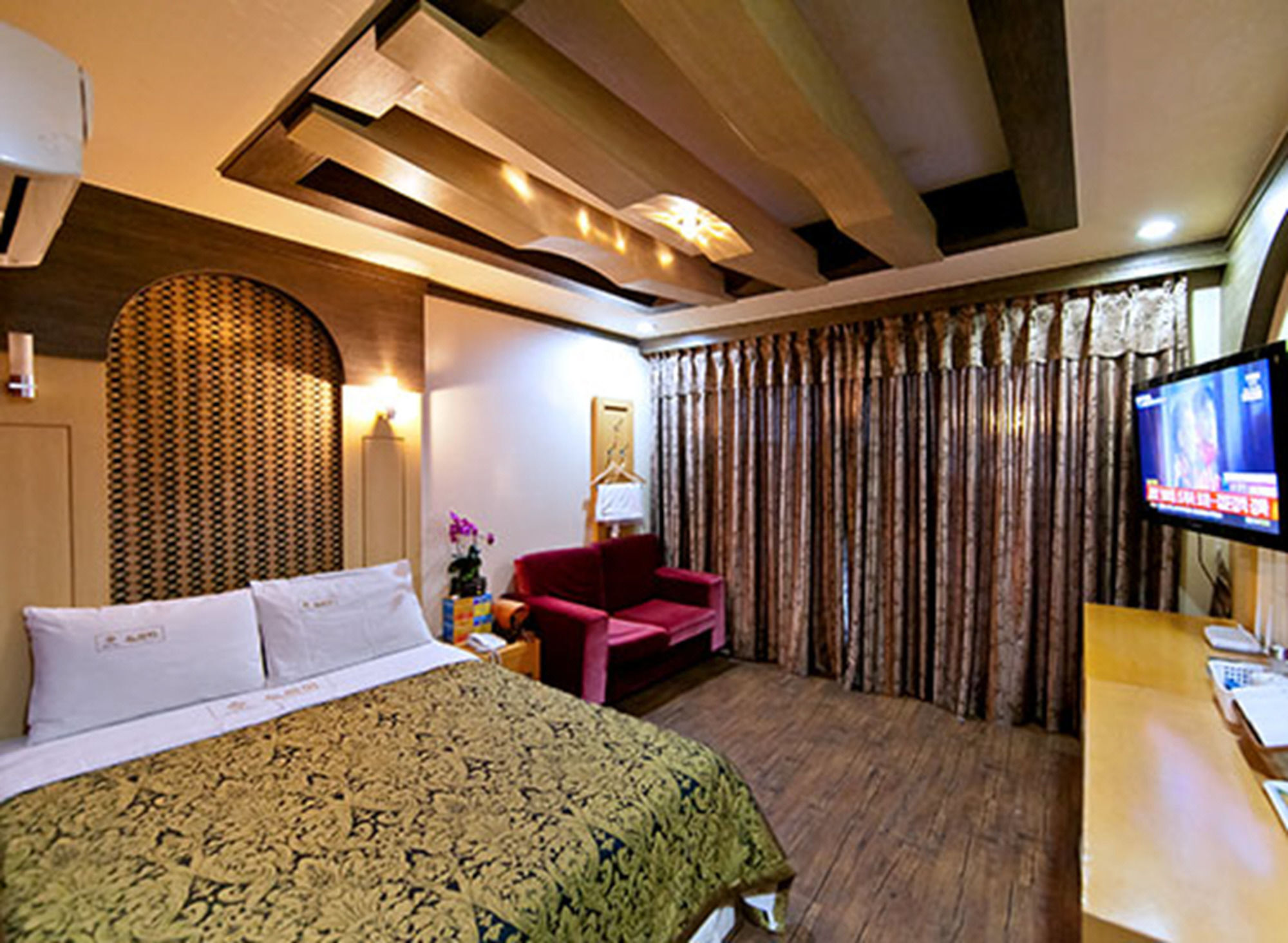 Drama Motel Boryeong Luaran gambar