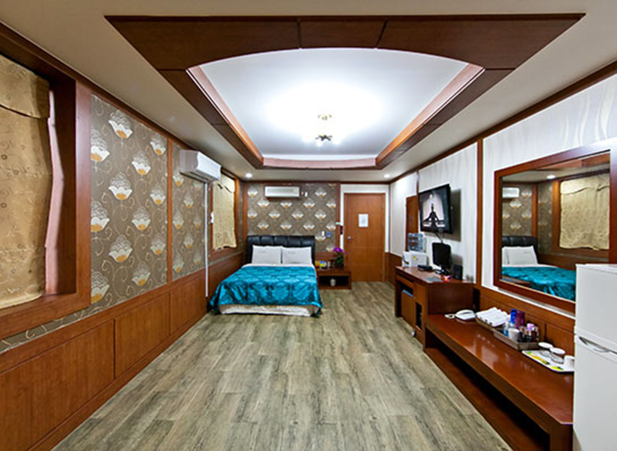 Drama Motel Boryeong Luaran gambar