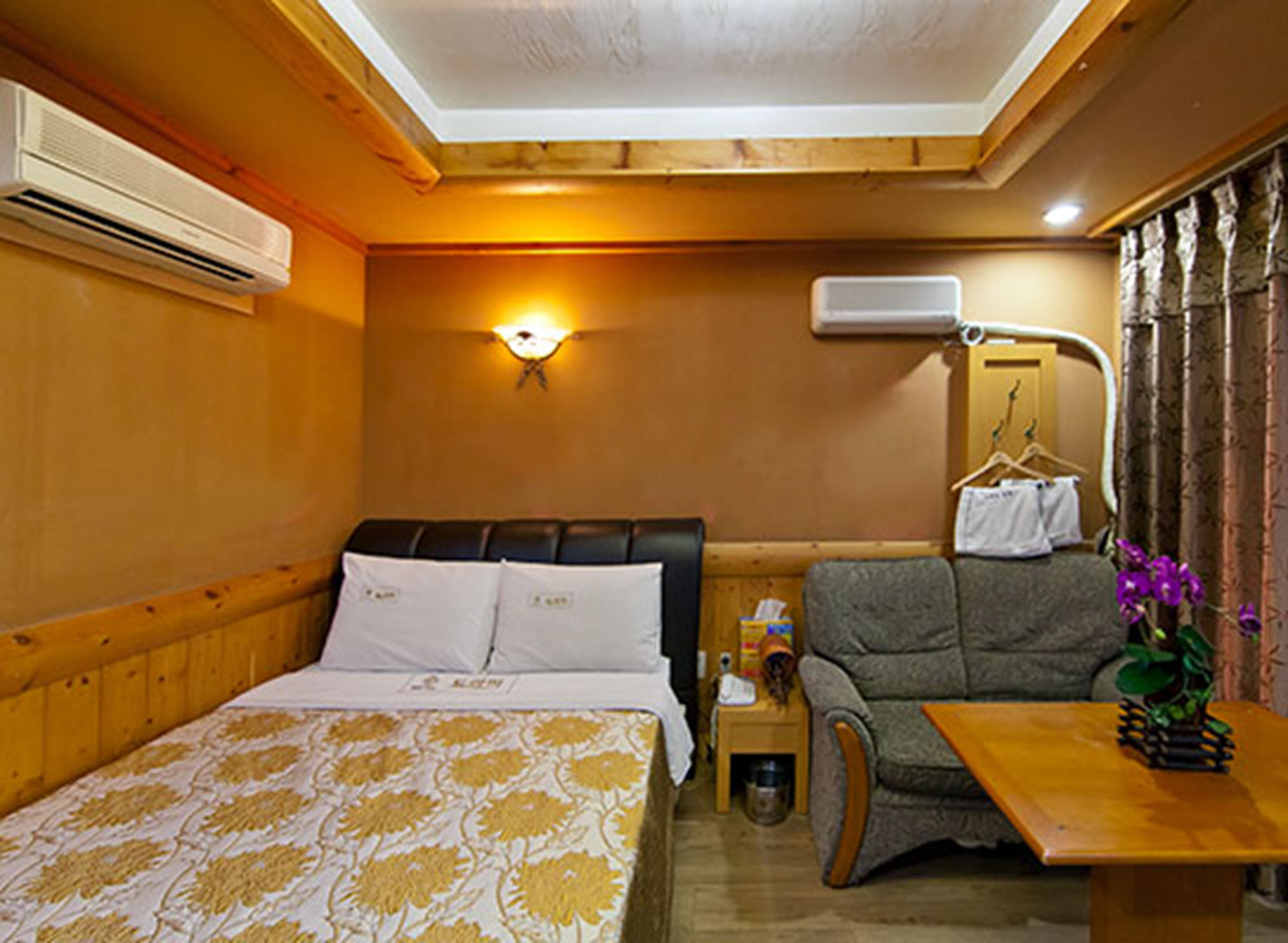 Drama Motel Boryeong Luaran gambar