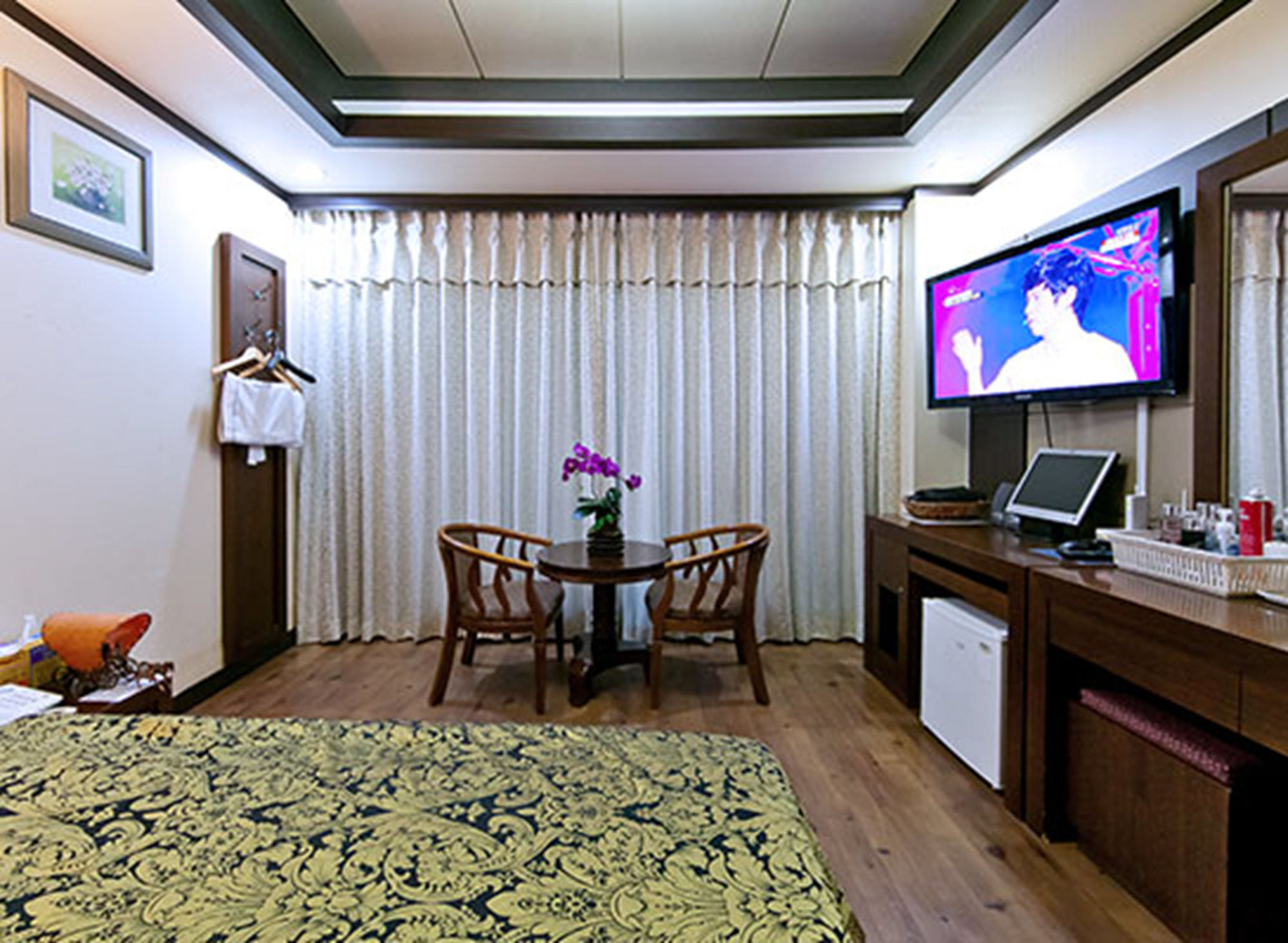 Drama Motel Boryeong Luaran gambar